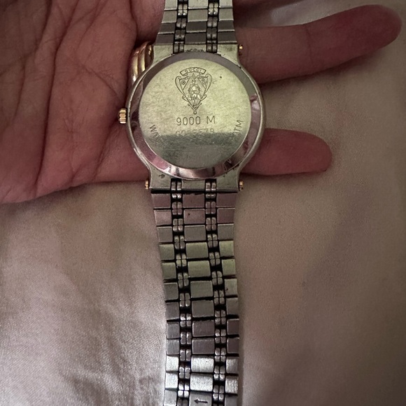 Gucci watch - Picture 6 of 6